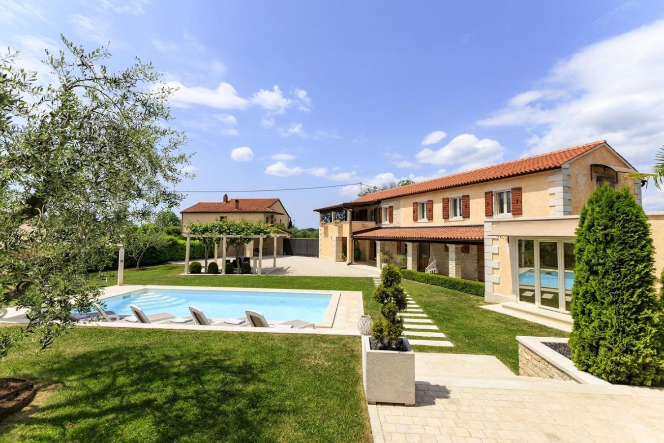 Villa Viscum In Central Istria For 8 Persons With Large Garden - Pet Friendly Pazin Esterno foto