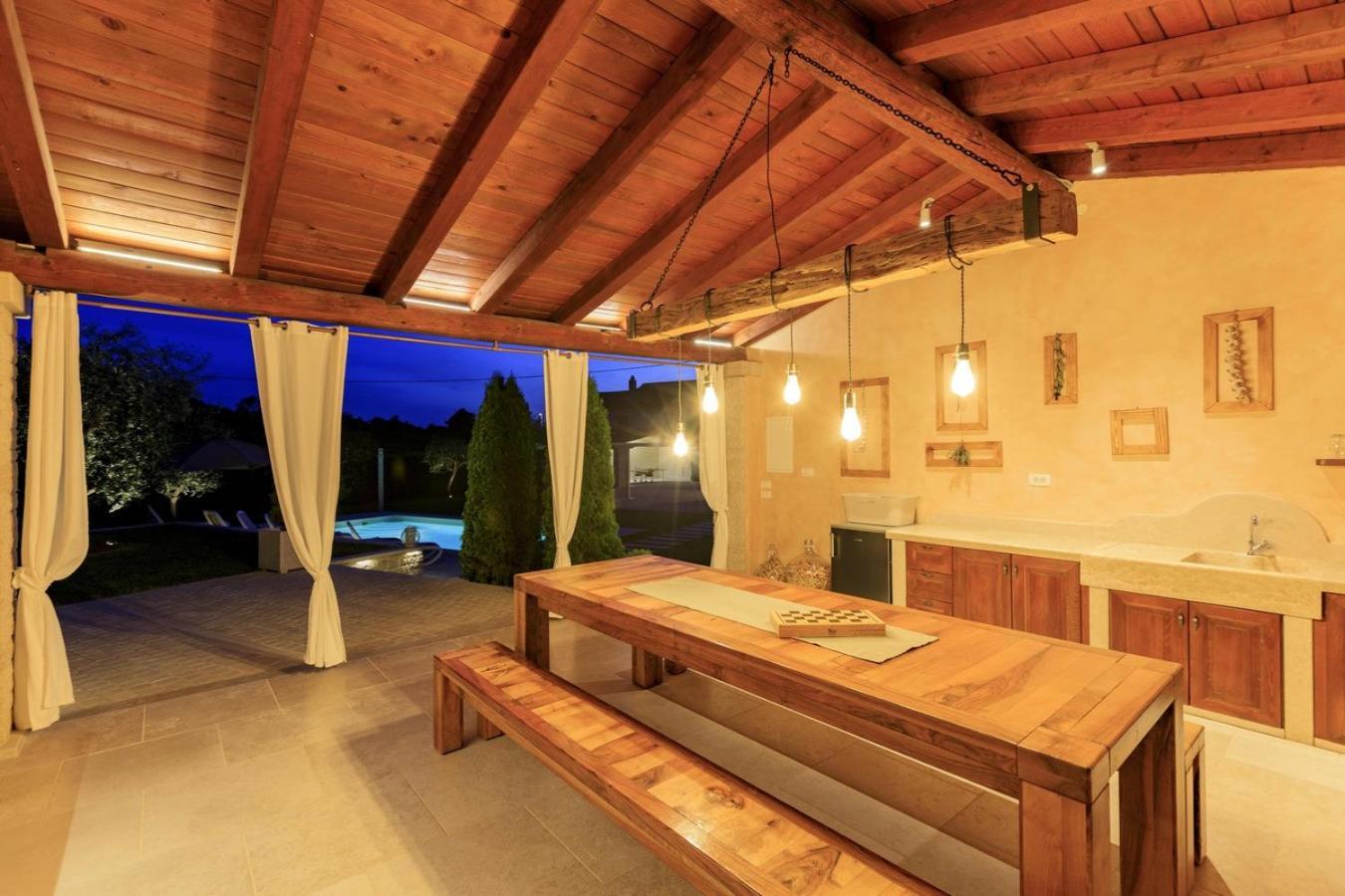 Villa Viscum In Central Istria For 8 Persons With Large Garden - Pet Friendly Pazin Esterno foto