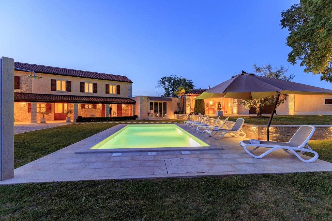 Villa Viscum In Central Istria For 8 Persons With Large Garden - Pet Friendly Pazin Esterno foto